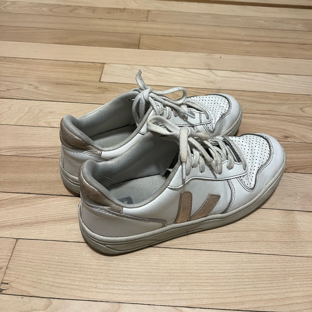Veja V-10 leather sneakers